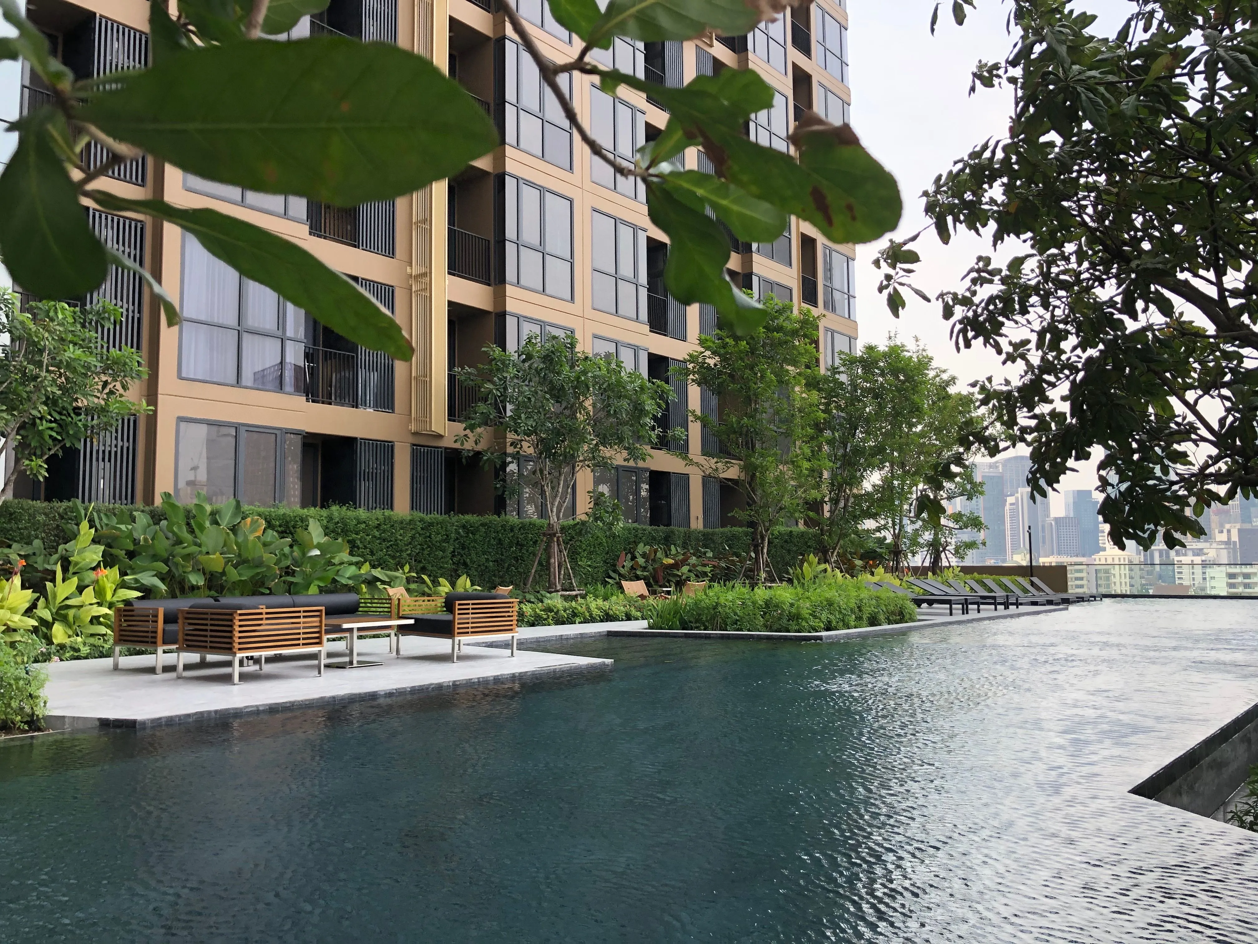 Oka Haus Sukhumvit 36 Cover