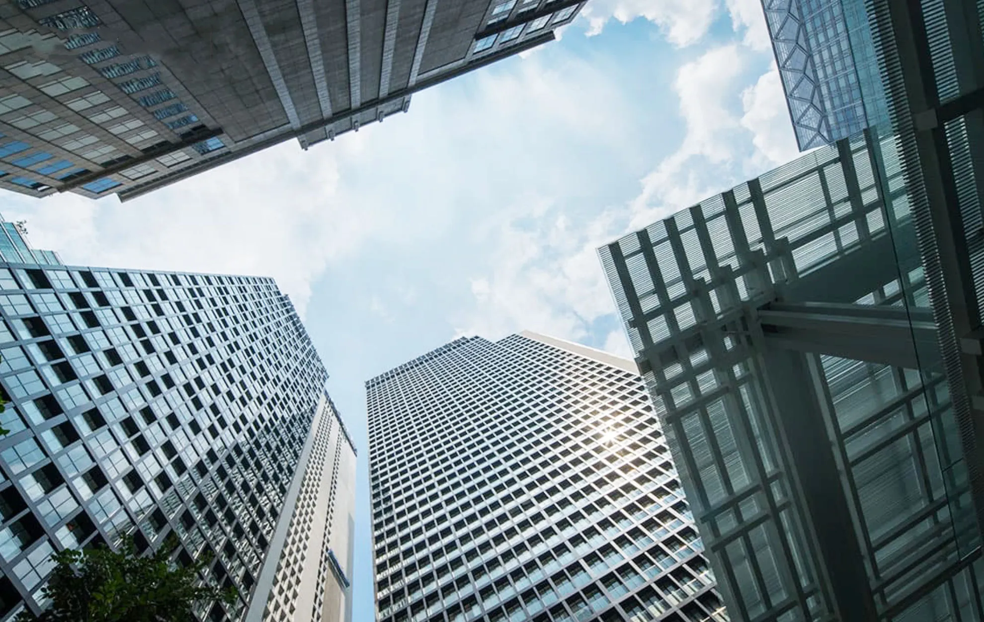 Noble Ploenchit Cover