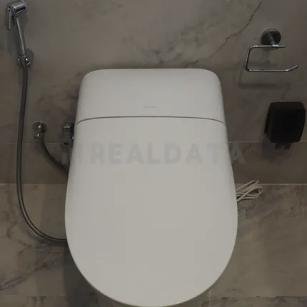 โถสุขภัณฑ์(Master Bedroom) : Kohler