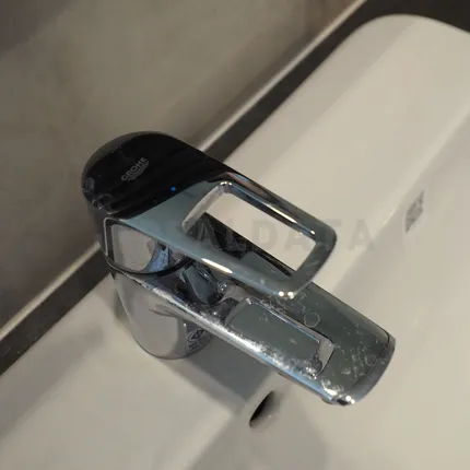 ก็อกและอ่างล้างหน้า : Grohe