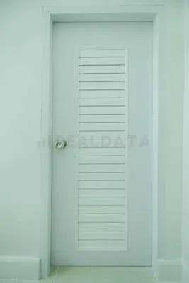ประตูห้องน้ำ บานทึบ